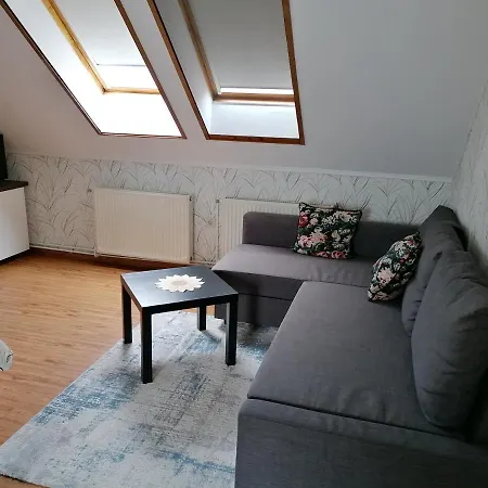 Fadóra Apartament *