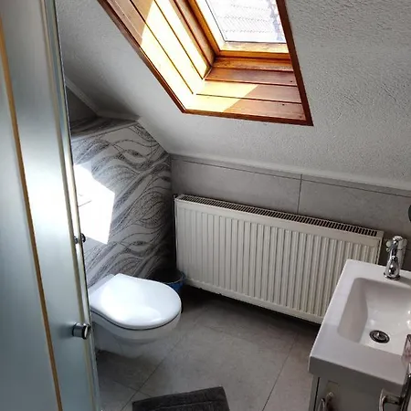 Fadóra Apartament *