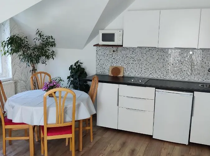 Apartament Fadóra *