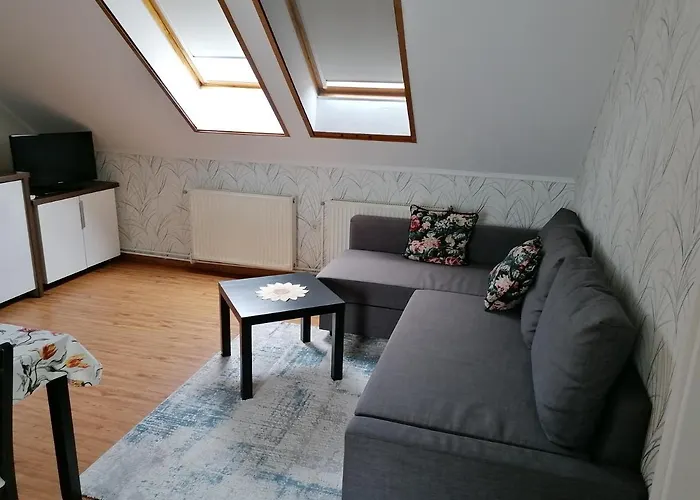 Fadóra Apartament *